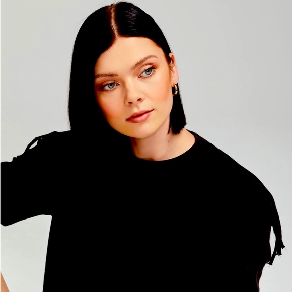 NWT WILDFOX BLACK JAZZ FRINGE SWEATSHIRT XS - Picture 3 of 5